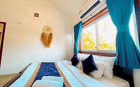 Calvin'S 3 Bdr Villa